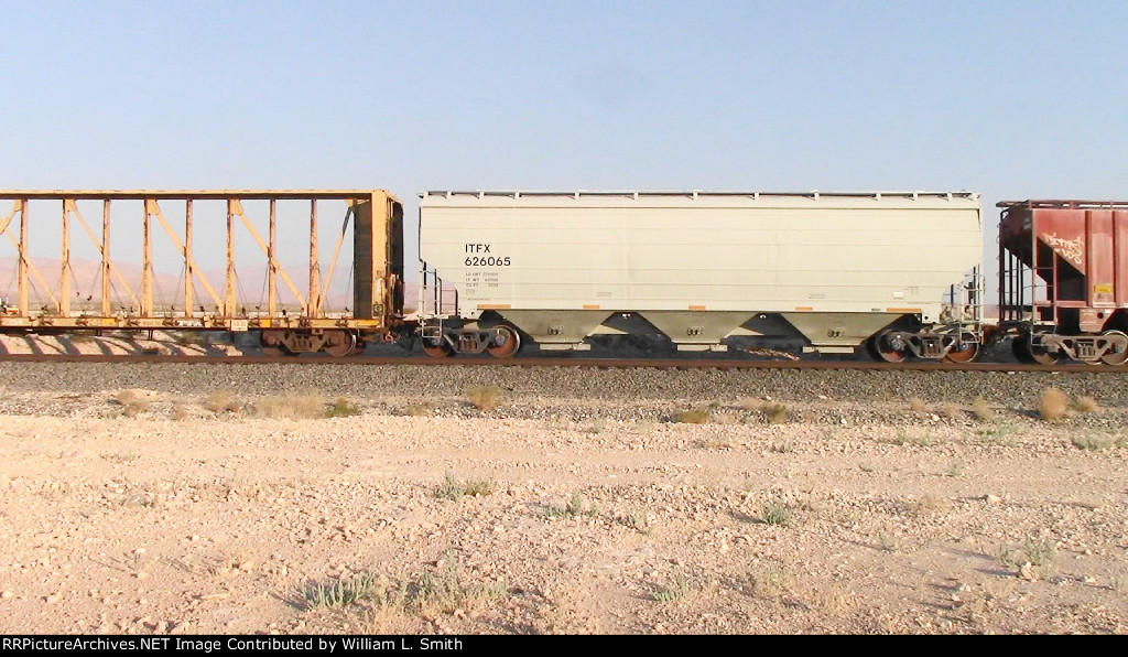 EB Manifest Frt at Erie NV W-Pshr  -63